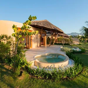 ***** Resort Ana Mandara Cam Ranh Vietnam